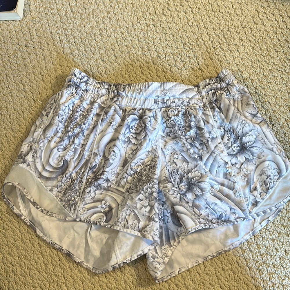 Lululemon Hotty Toddy Shorts
